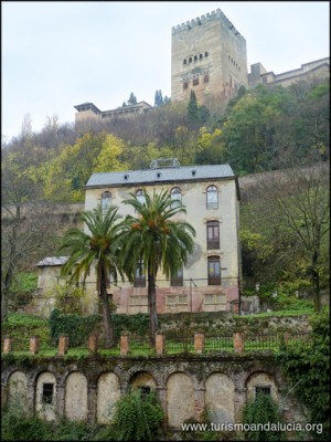 La Alhambra desde el Paseo de los Tristes Granada